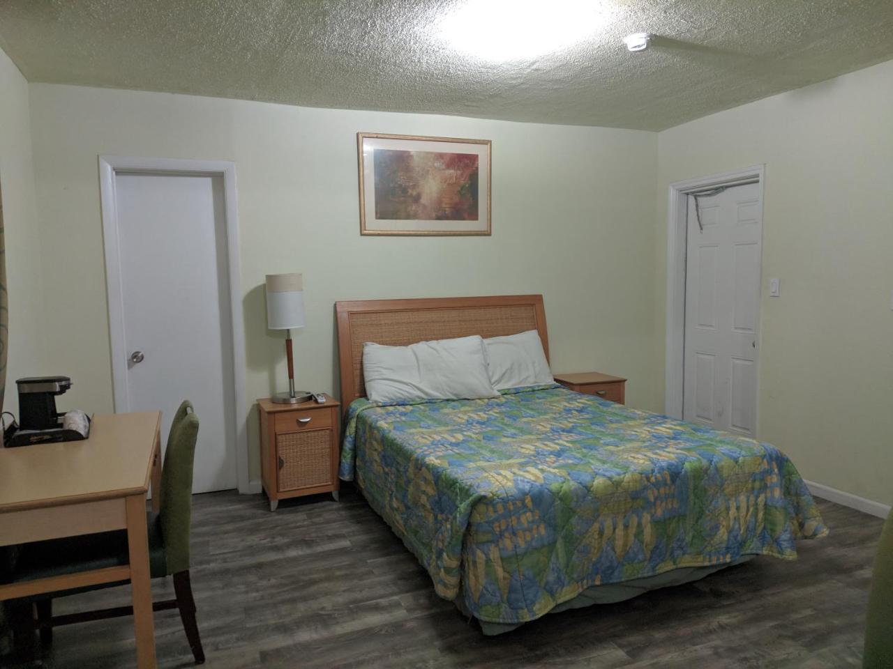 Travelers Inn - Clearwater Exterior photo
